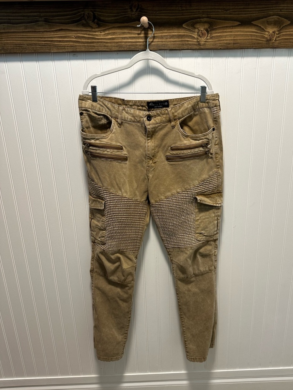 Marc Ecko Tan Ribbed Detail Cargo Pants with Black Logo Patch 36x32